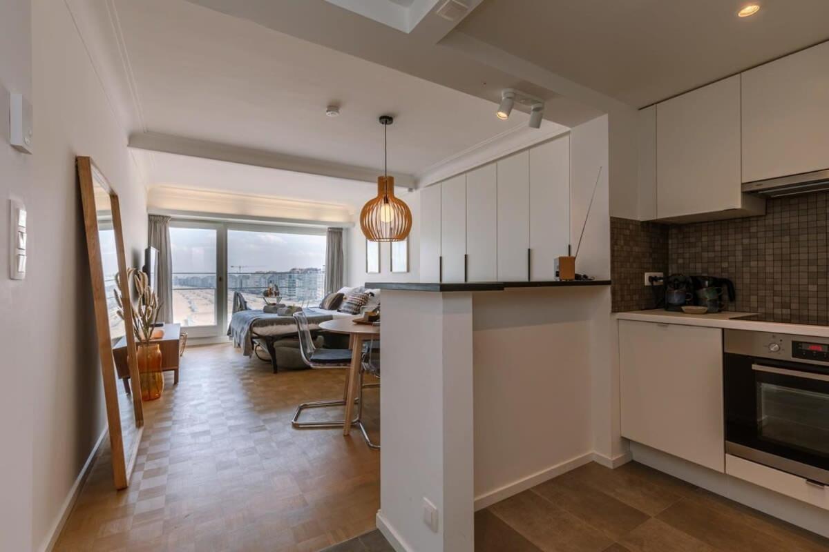 Stunning Studio With Sea-View And Terrace Leilighet Knokke-Heist Eksteriør bilde