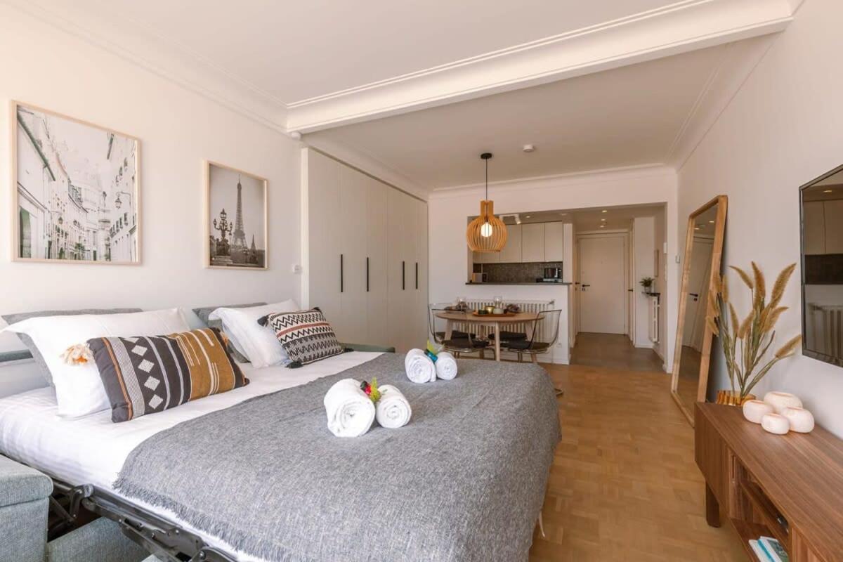Stunning Studio With Sea-View And Terrace Leilighet Knokke-Heist Eksteriør bilde